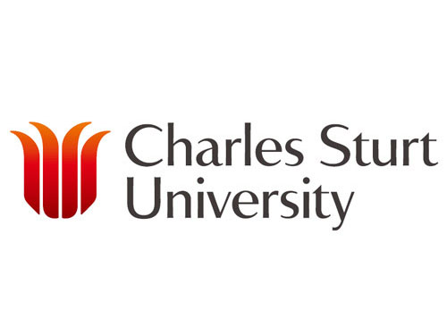 查尔斯特大学